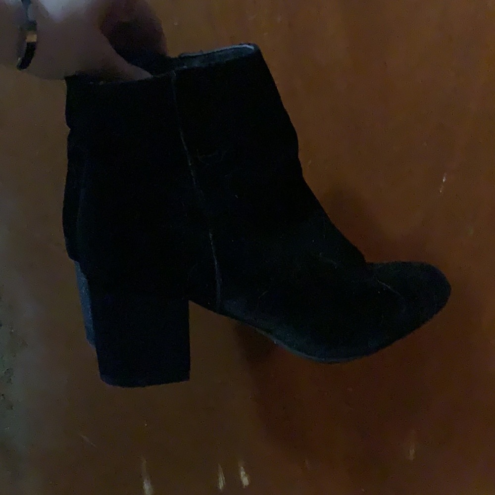 Black heeled booties